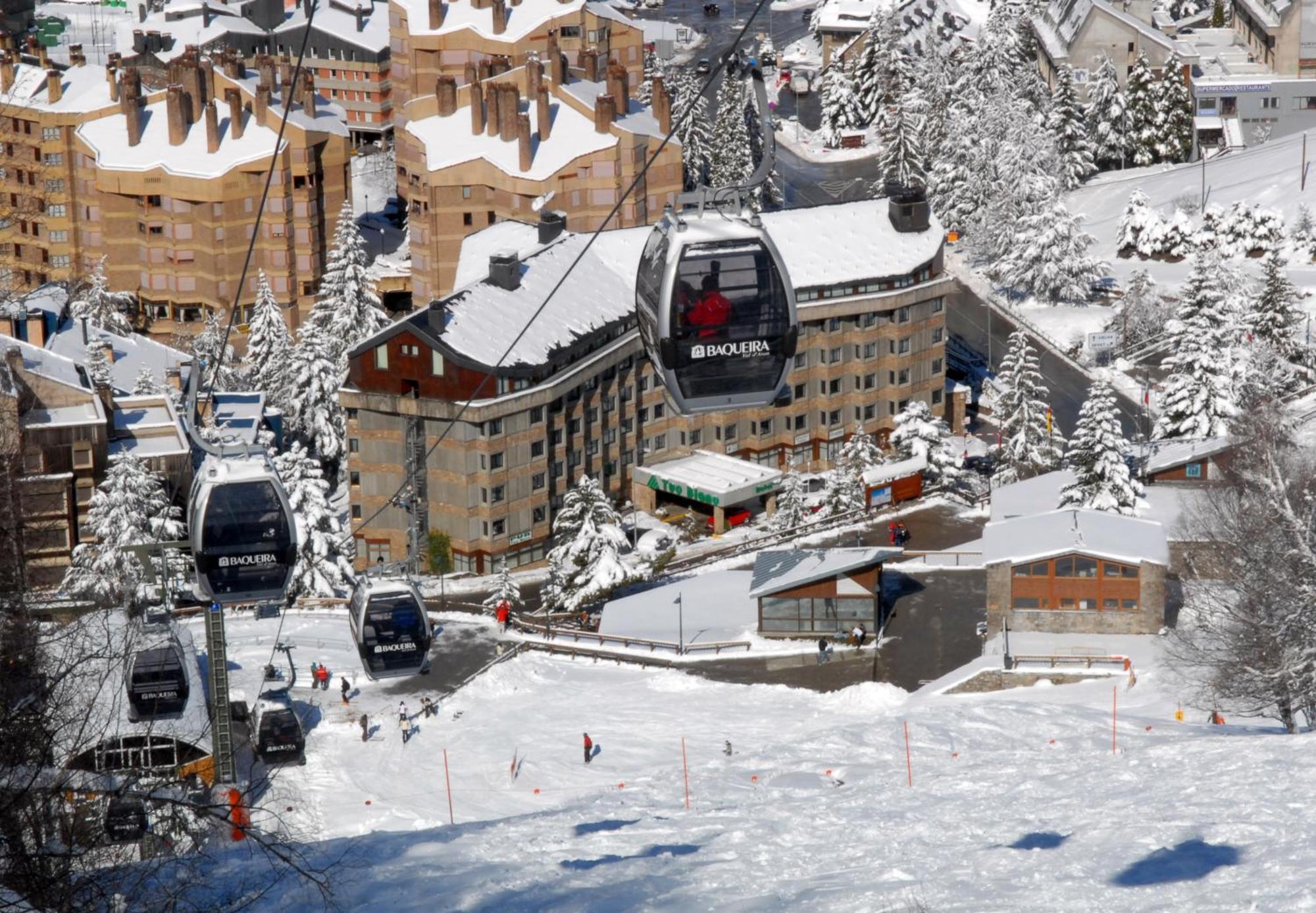 Tuc Blanc Hotel Baqueira Beret Exterior photo