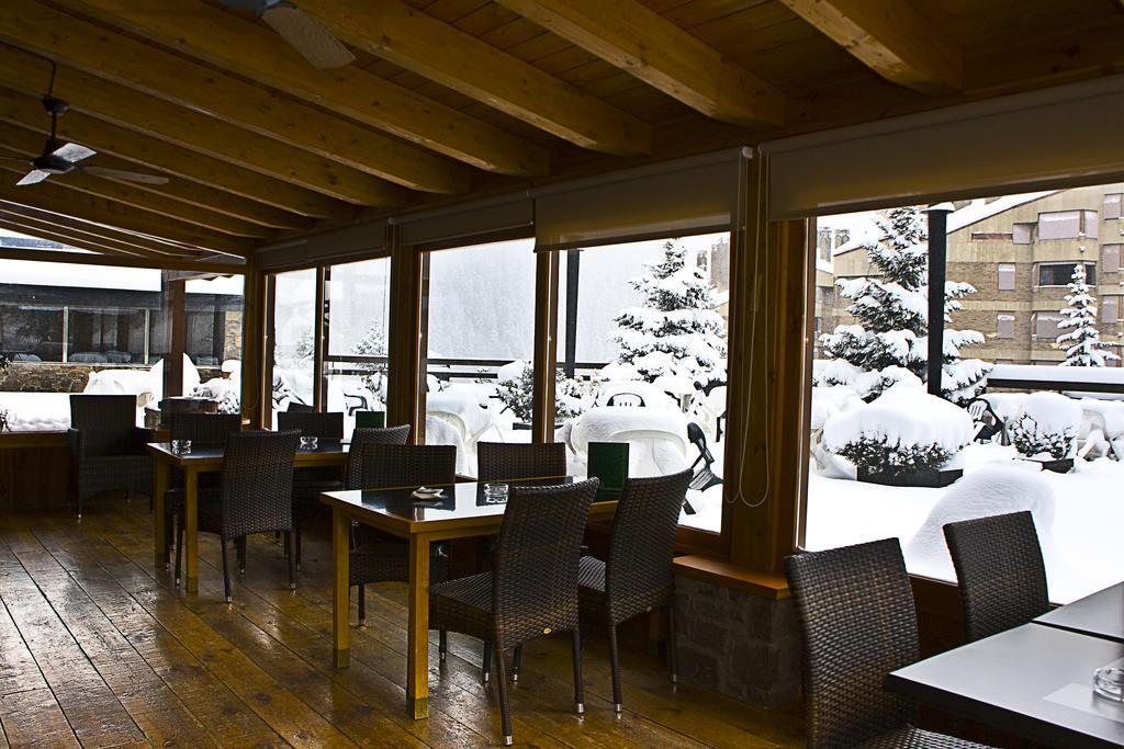 Tuc Blanc Hotel Baqueira Beret Exterior photo